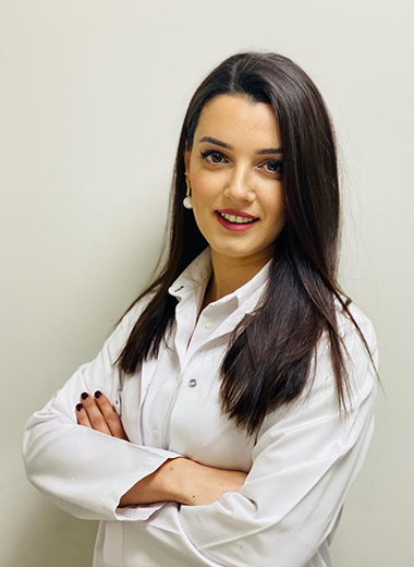 Mutaxassis Diyetolog Hale Cansın KIŞ